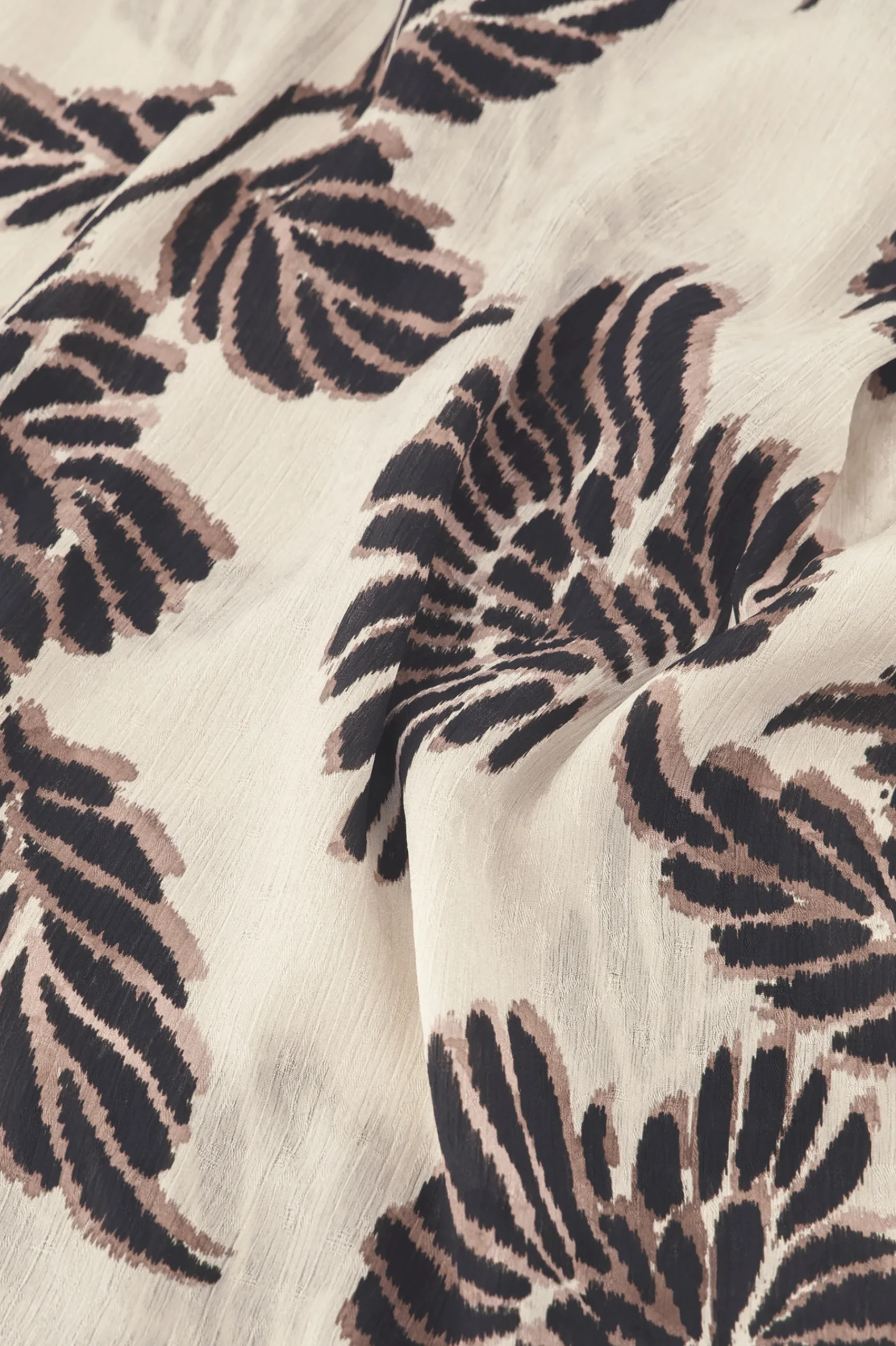 Studio Anneloes Ilsa flower crepe top -
