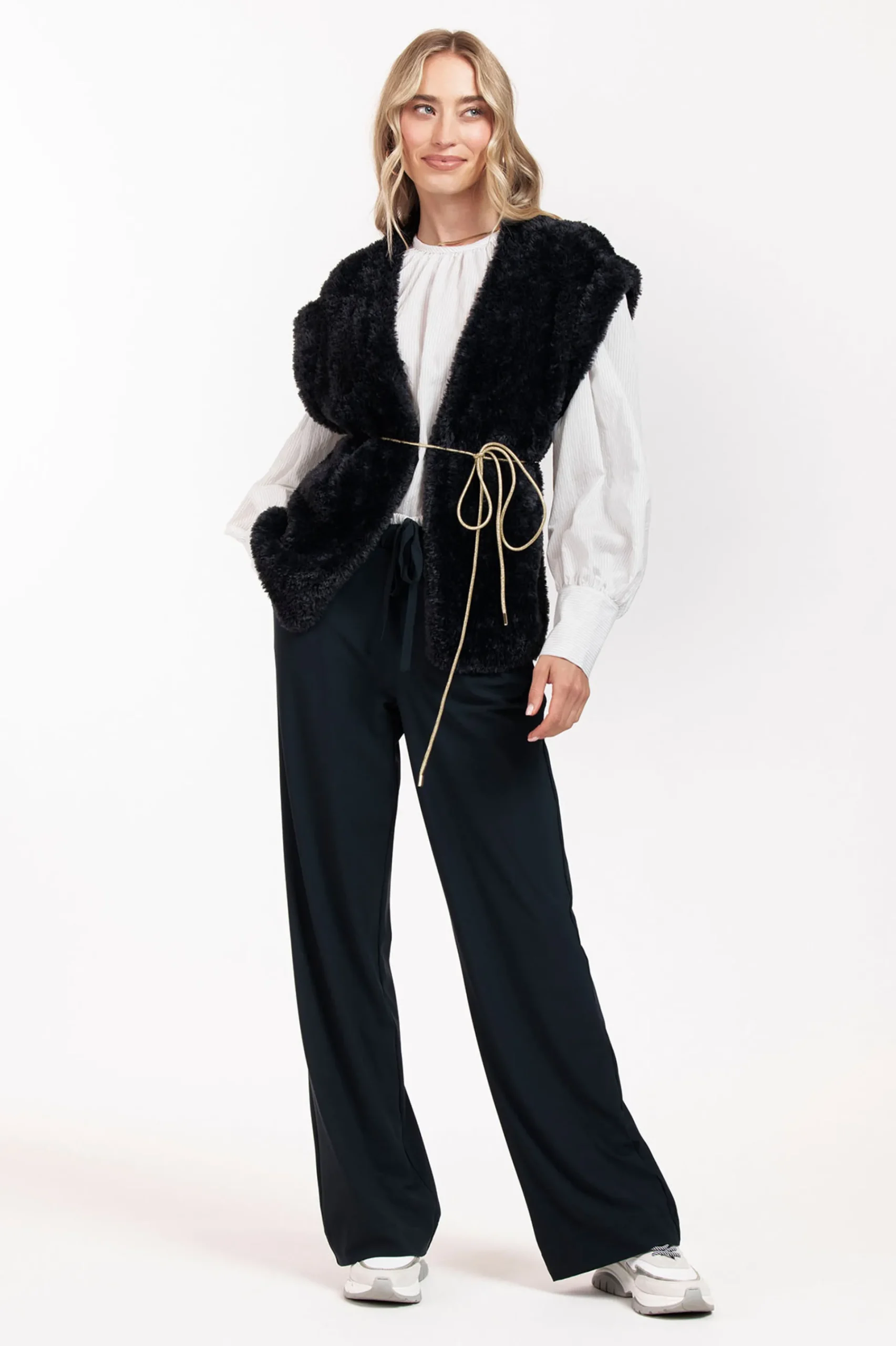 Studio Anneloes Marly fluffy waistcoat -