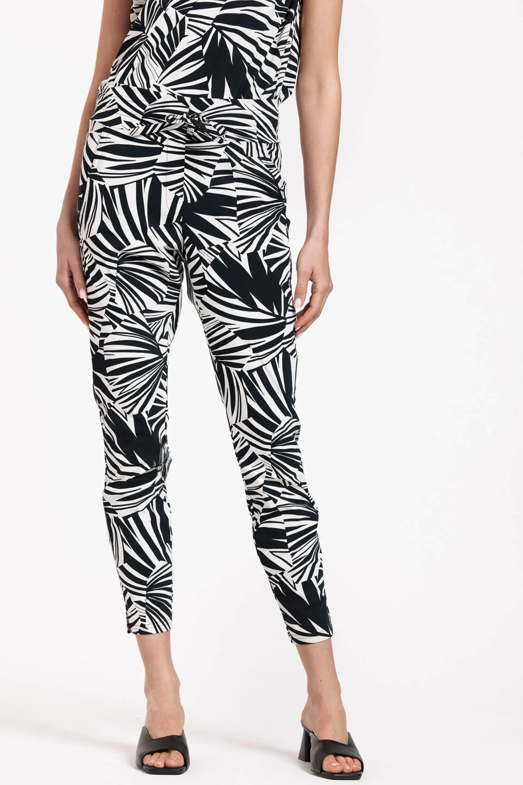 Studio Anneloes Startup palm trousers -