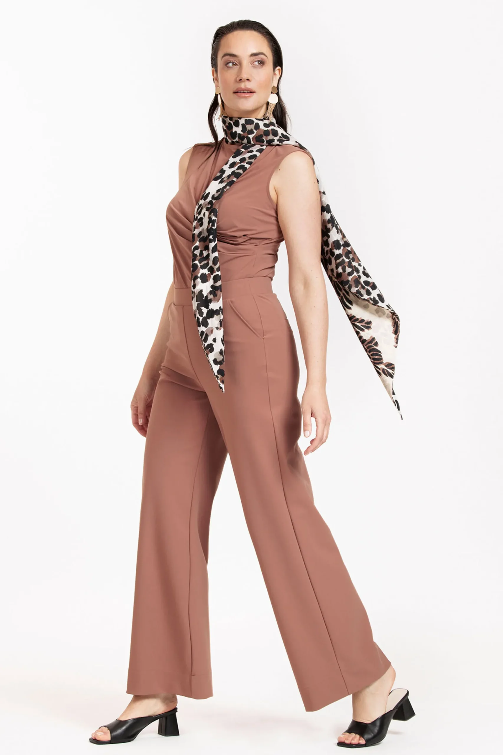 Studio Anneloes Triangle leopard crepe scarf -