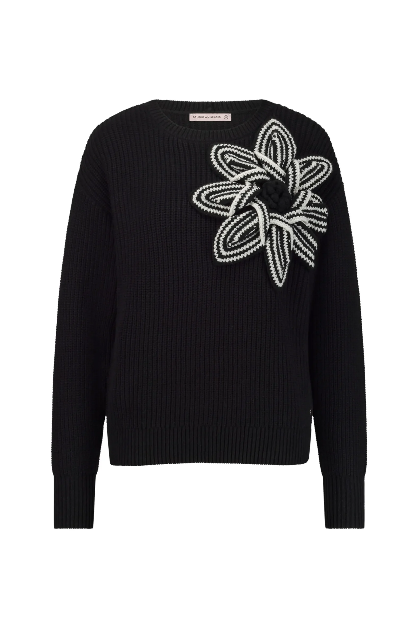 Studio Anneloes Valerie chunky flower pullover -