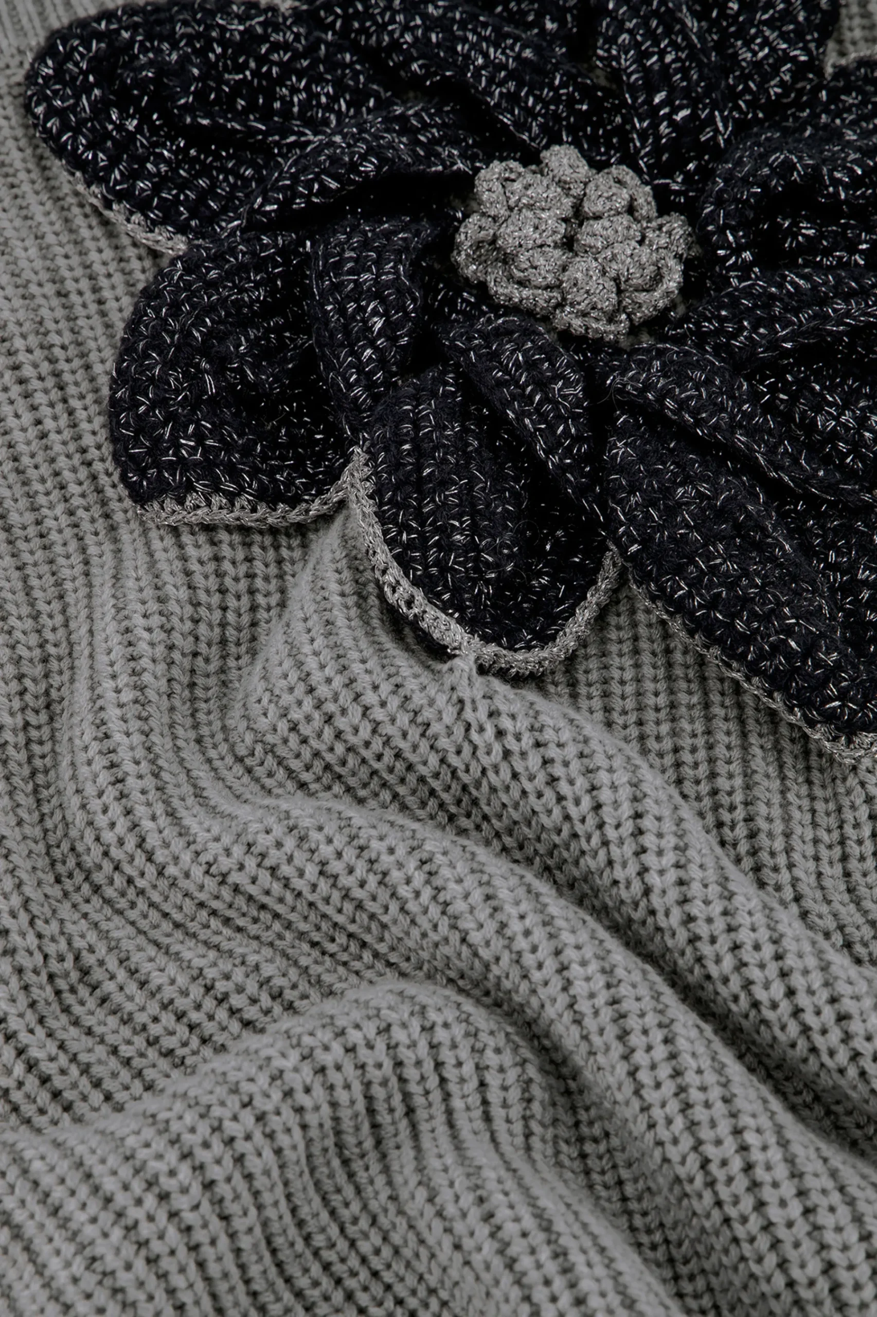 Studio Anneloes Valerie chunky flower pullover -