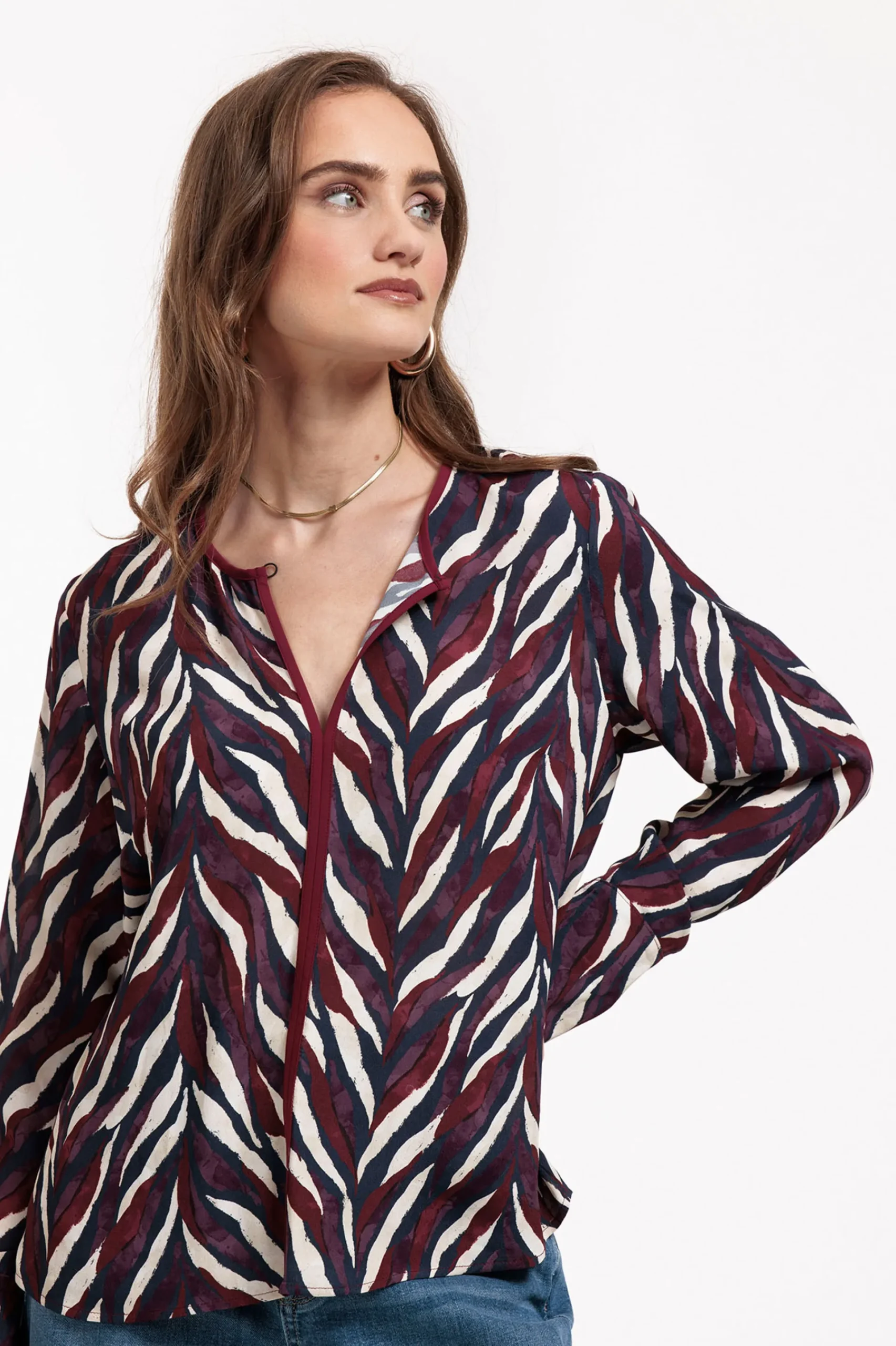 Studio Anneloes Veerle leaves crepe blouse -